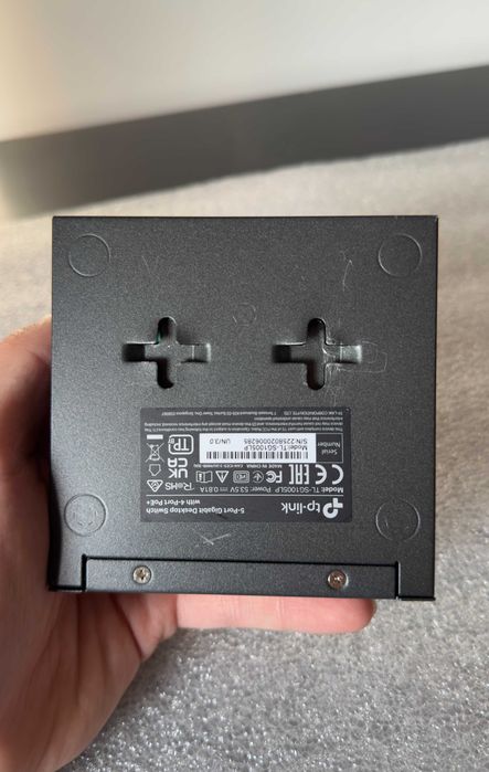 TP-Link TL-SG1005LP – Switch Gigabit PoE+ de 5 Portas