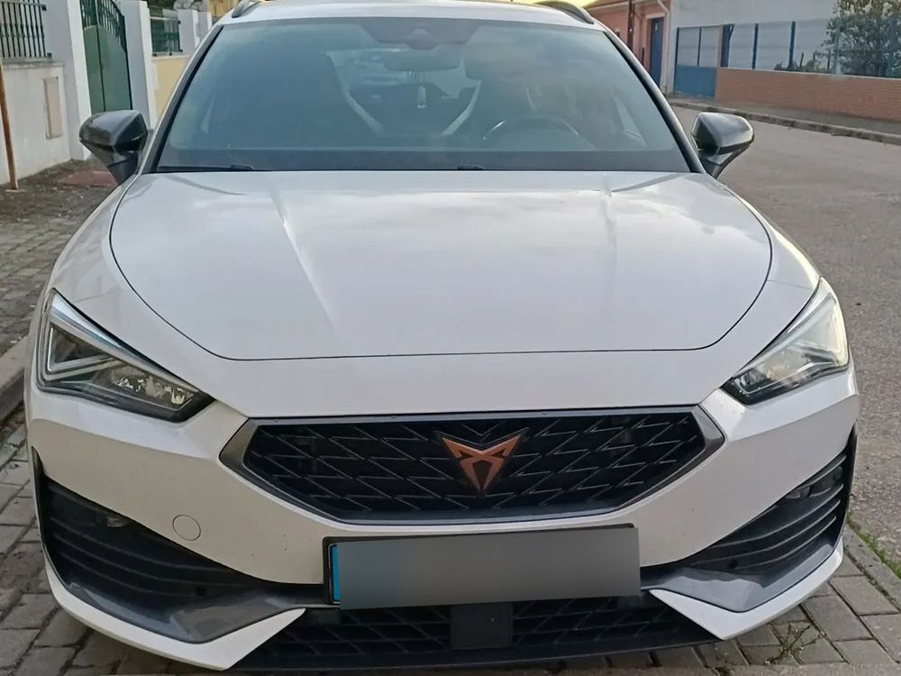 Cupra Leon Sportstourer 1.4 e-Hybrid (180 kW System)