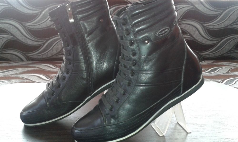 Кроссовки зимние(кожа)