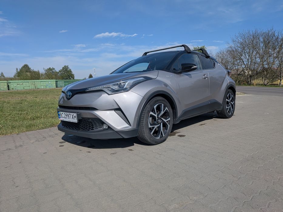 Toyota CH-R 1.8 гібрид