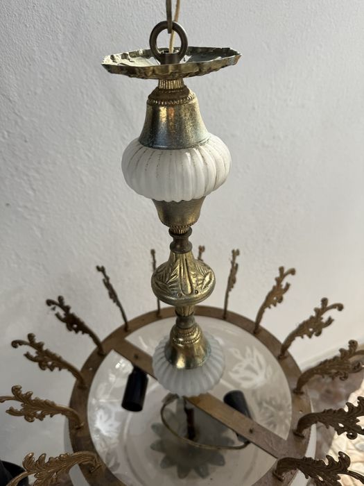 Candeeiro antigo de teto