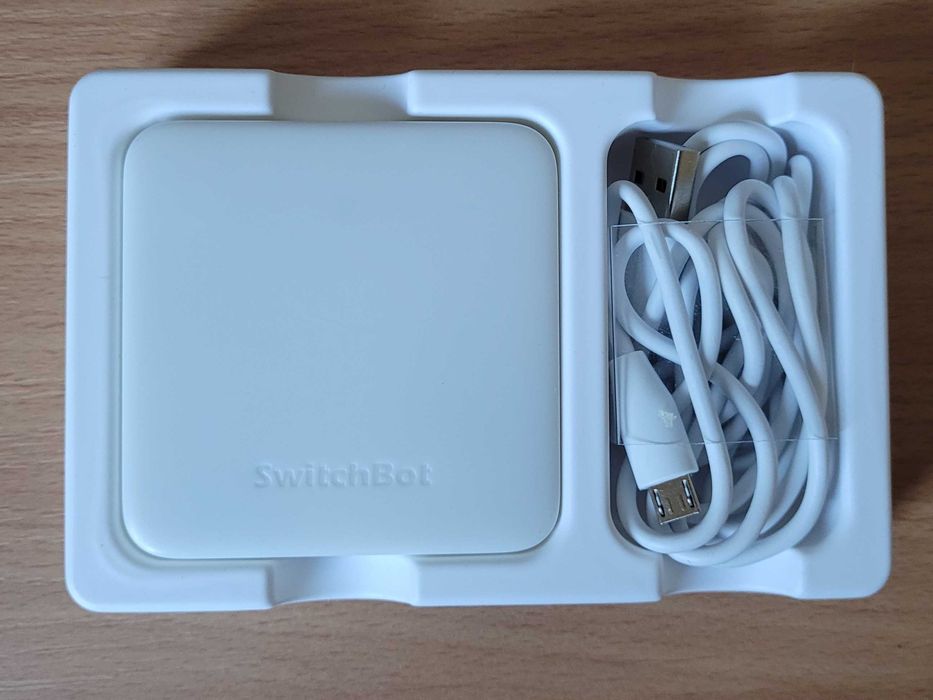 SwitchBot Hub Mini inteligentny pilot Wi-Fi z nadajnikiem podczerwieni