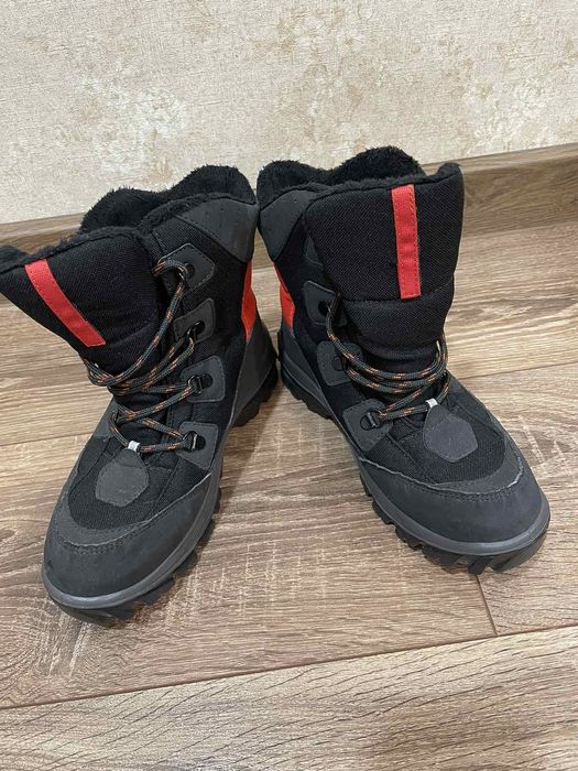 Черевики зимові Quechua (Decathlon)