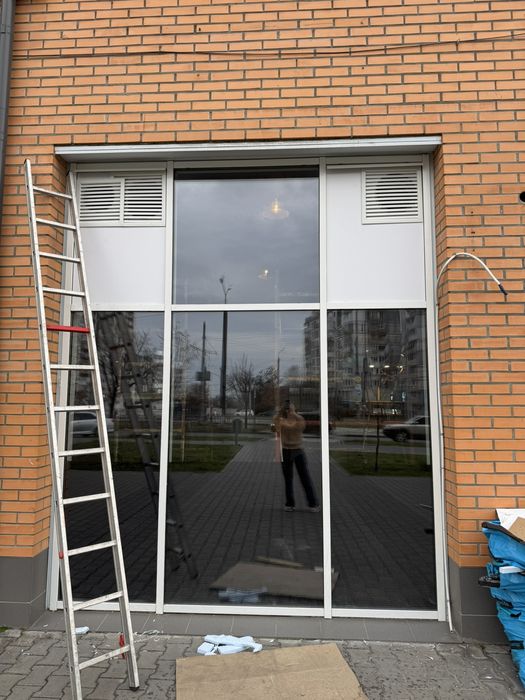 Генеральная уборка офисов, магазинов, мойка окон, химчистка мебели