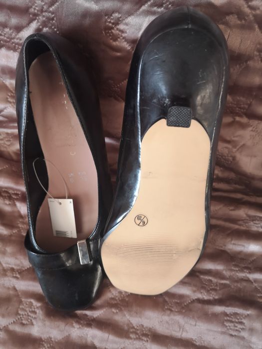 Buty damskie Florence Fred  na kaczuszce (nowe )