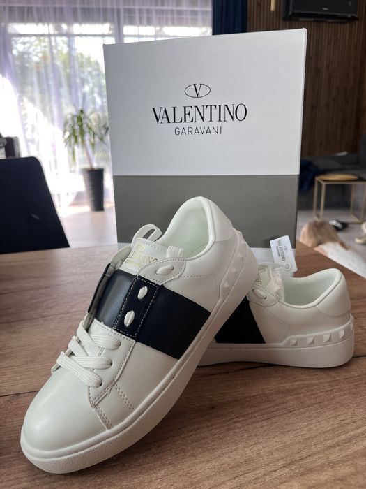 Valentino damskie snakersy białe nowe z pudełkiem 35 rozmiar