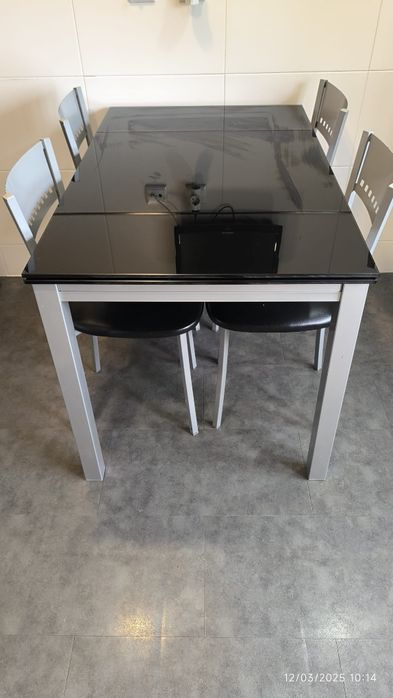 Mesa cozinha + cadeiras
