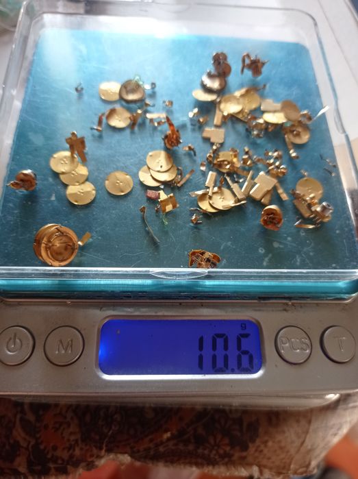 Контакты , позолота .