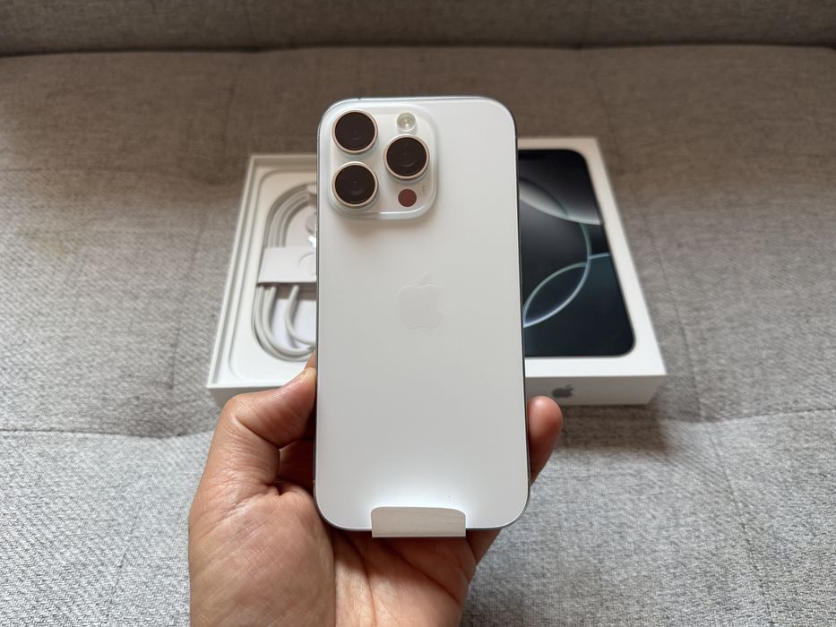  Apple iPhone 16 Pro 128GB White Titanium I Bateria 94% I j. Nowy