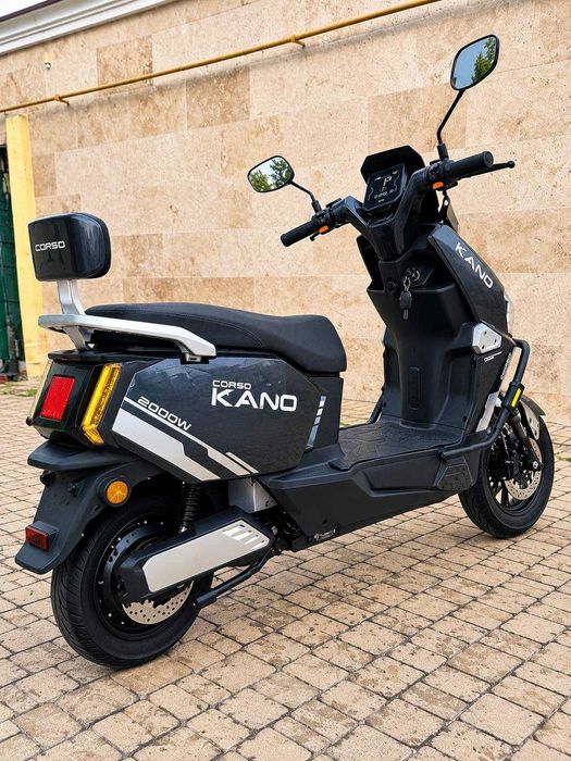 Corso Kano 2000W 30 a Lifepo4/30A 72v 2026 електроскутер Чорний