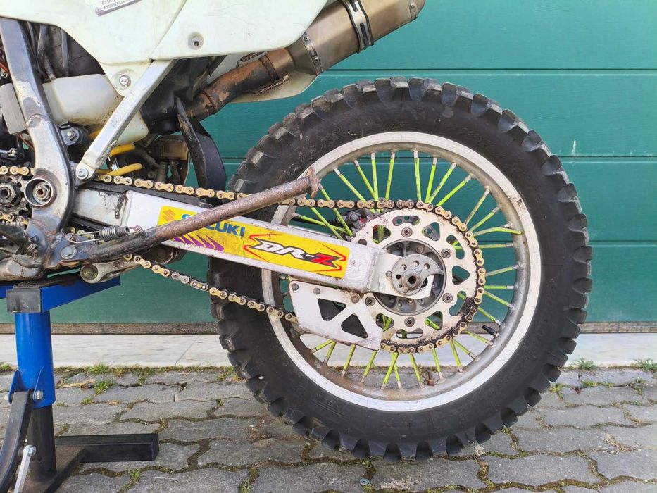 Suzuki DRZ400E Moto Enduro