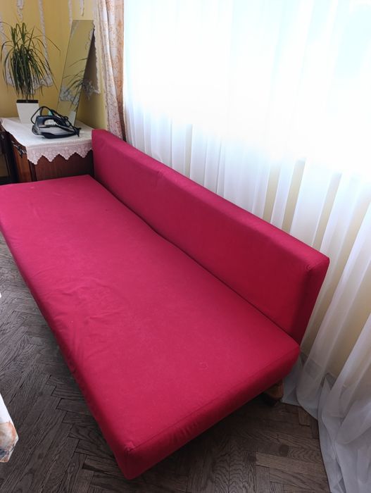Мякенький розкладний диван