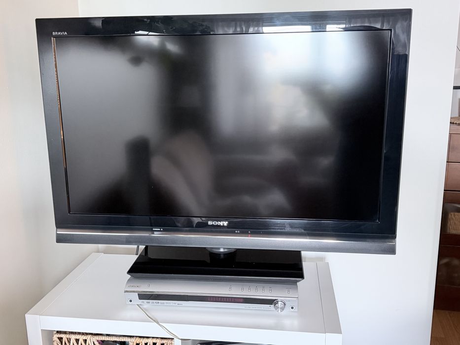 Sony Bravia KDL-37W5500