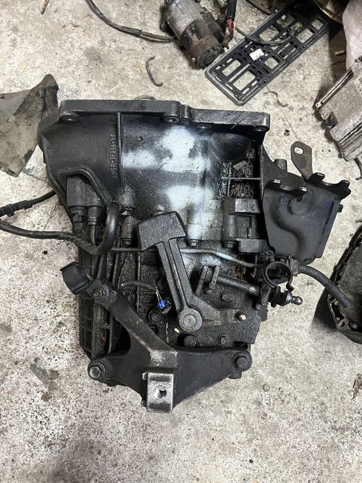 Кпп 1.6 дизель Ford focus 2 Mazda 3 c-max, volvo v50, s40 1.6tdci