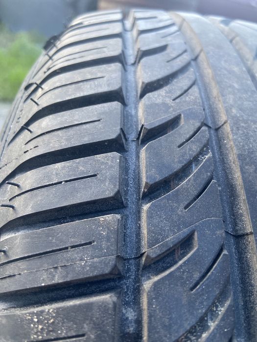 Резина два колеса  215/55R16 Michelin pilot primaci