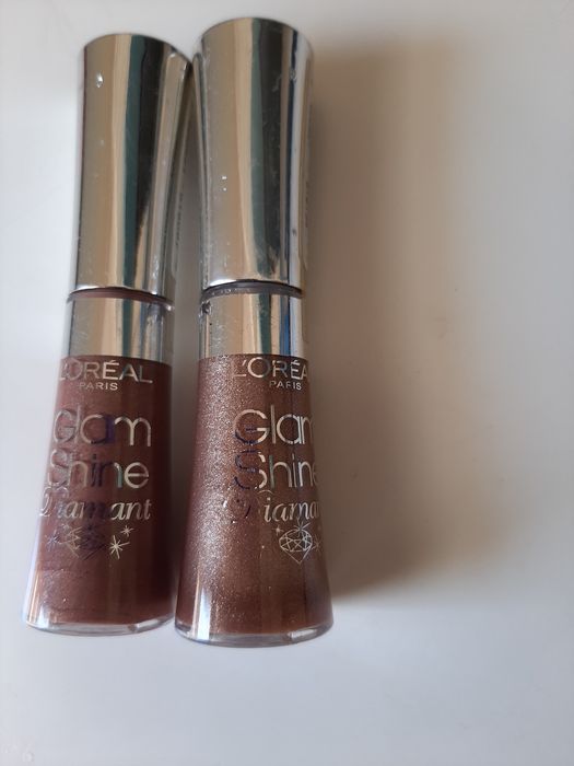 Gloss e batons Maybelline e L'Oreal (várias tonalidades)