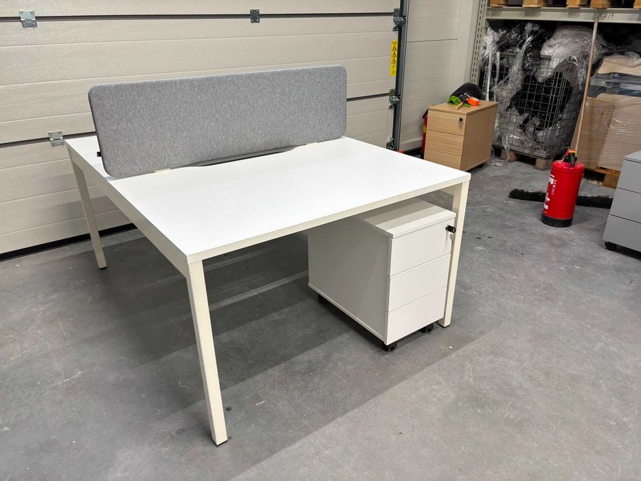 Biurko do biura marki MDD Ogi U Bench