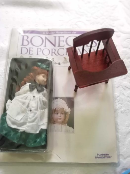 Boneca de porcelana, da coleção Planeta de Agostini