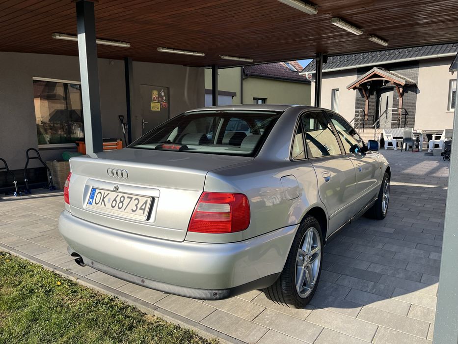 Audi A4 B5 1.8benzyna