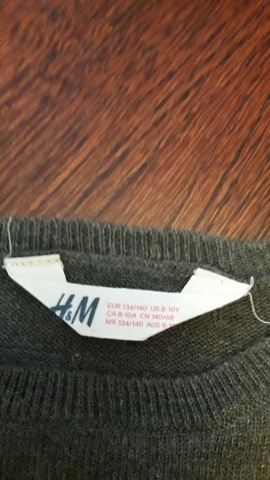 Bluzeczka z cienkiej dzianinki na 134/140