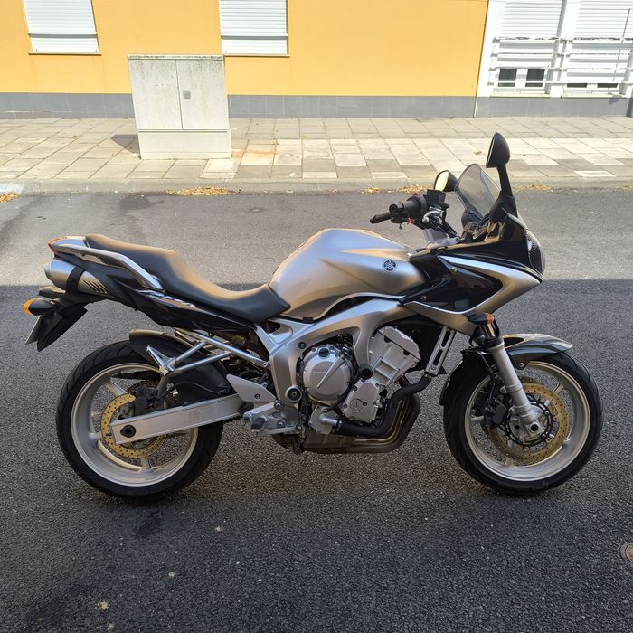 Yamaha Fazer600 e Suzuki RMZ450 2010 para venda
