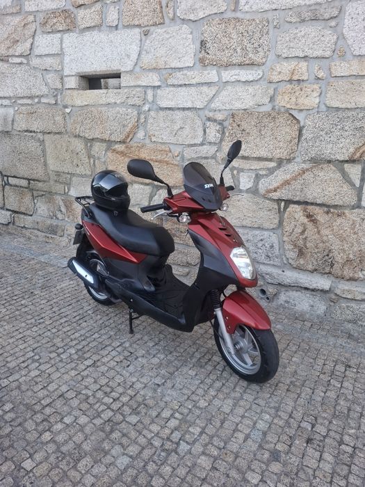 Scoter sym orbit 125 apenas 13.000km