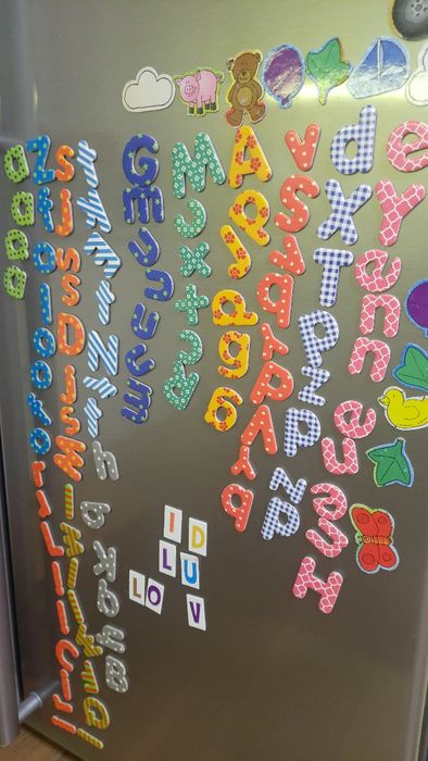 Pudełko literek z magnesem