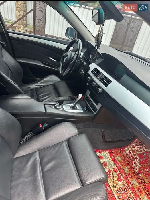 Продам Bmw e60 525d