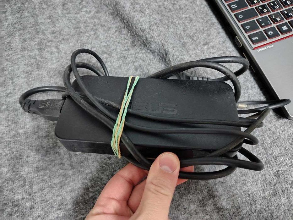 Fujitsu LifeBook E756