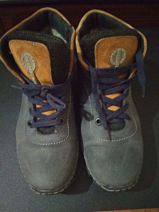 Зимові ботинки 37 розмір