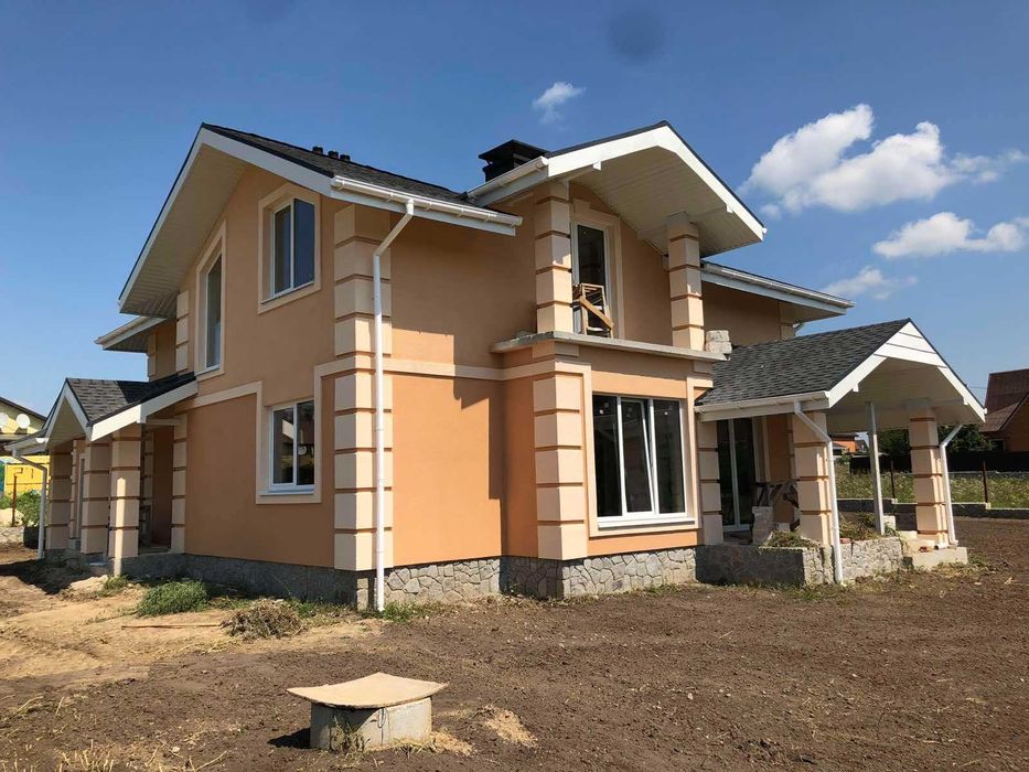 Продаж будинку 180 м² + гараж | 10 соток | біля озера | комунікації