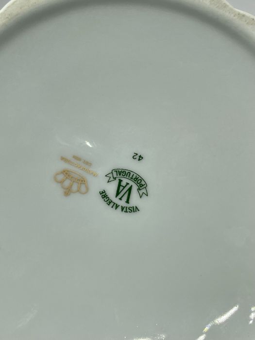 Vaso pote padrão samurai, da Vista Alegre