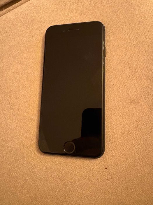 iPhone 8 Czarny - 64GB, bateria 97 procent, sprawny, gratisy