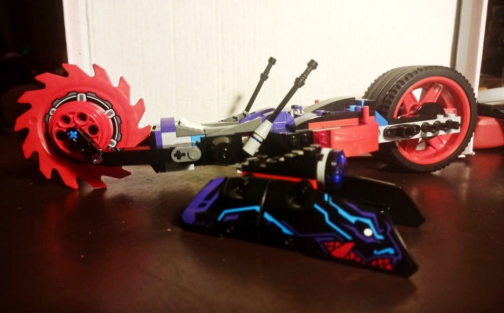 LEGO 70642 Ninjago Chopper Oni. Niekompletny.
