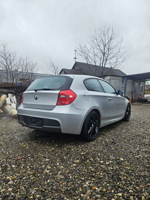 Bmw 120i E87 Pack-M para Peças (Apenas Inteiro)