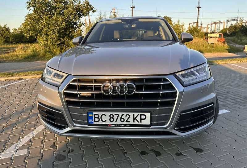 Продам Audi Q5 Premium+
