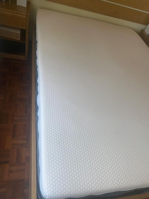 Colchão Emma Hybrid 1,40x1,90x0,20