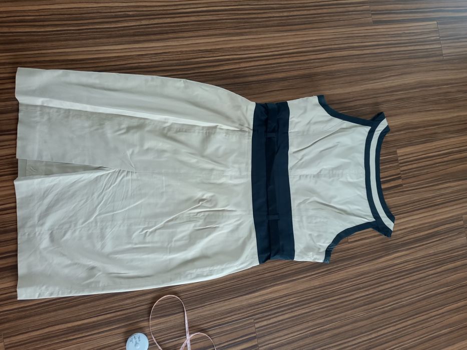 Piękna elegancka sukienka Mariposa Peek 40