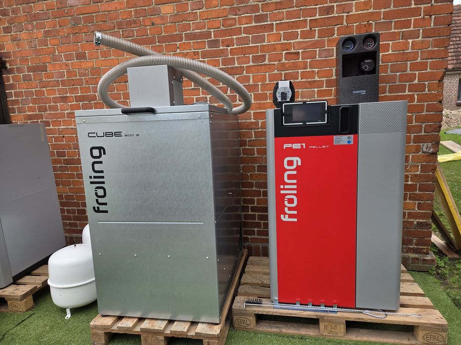 Kocioł piec  na pellet Fröling PE1  15kw + system podawania pelletu  +bufor  (kompletna instalacja )