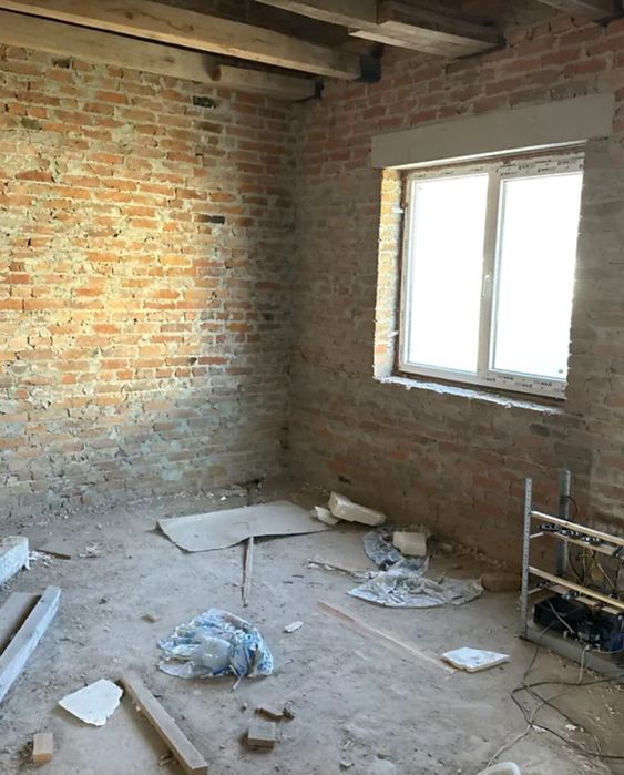 Продаж 2 поверхового дуплекса