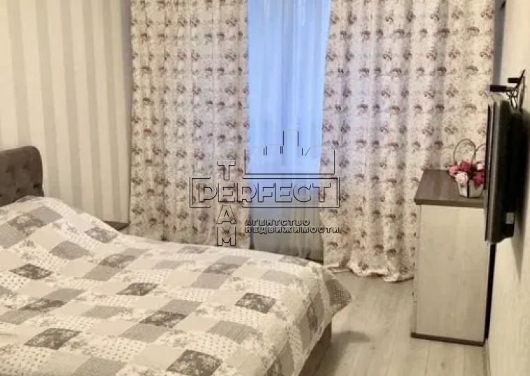 Продаж 1к квартири Івасюка (проспект) 17А / Ивасюка (проспект) 17 А