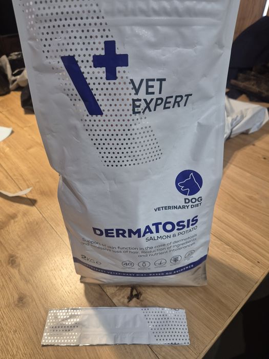Karma dla psa Dermatosis  losoś okazja 2kg