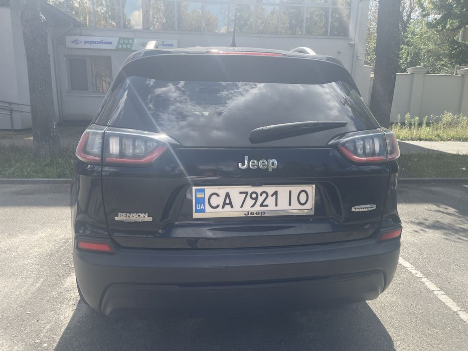 Продам власний Jeep Cherokee 2019 року