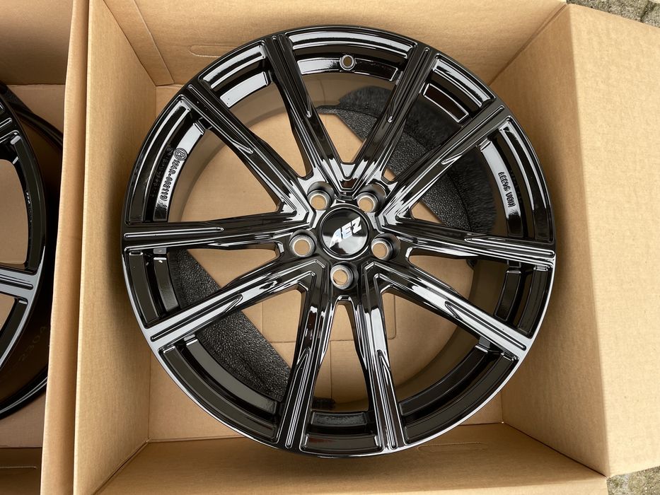 4x Felgi aluminiowe NOWE czarne 5x100 r18 et46 7,5J Alufelgi (Germany)
