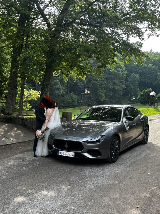 Wynajem Auta na Ślub Maserati Ghibli , Dodge Chellenger 6,4 ScatPack
