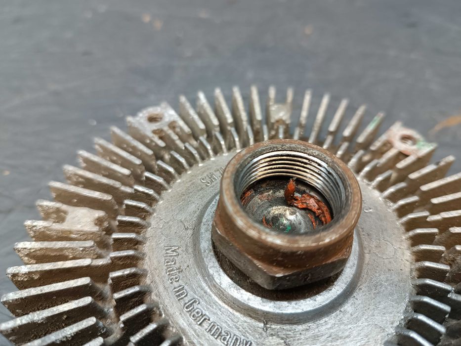 Вискомуфта Віскомуфта  БМВ Е30 BMW E30 m20