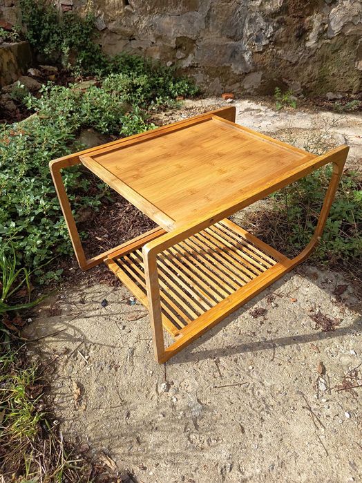 Wooden Side Table – Lot 26164752315088514120