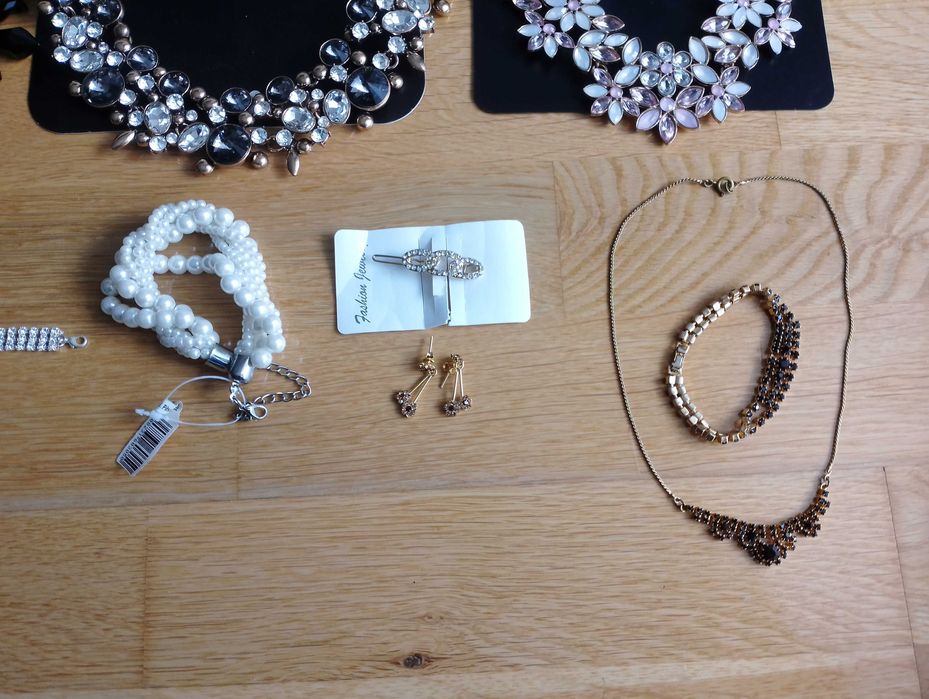 Nowy zestaw biżuterii plus portfel