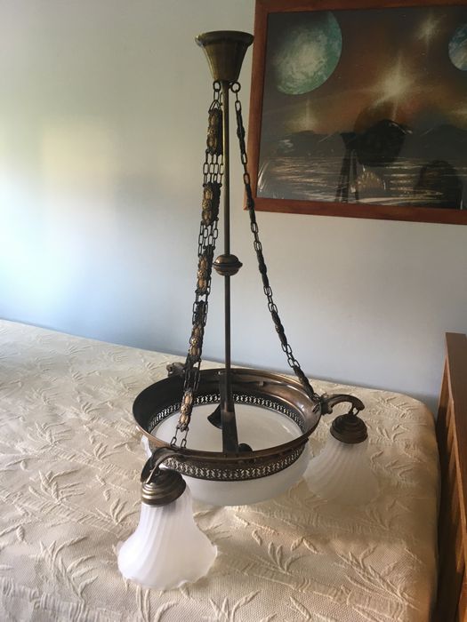 Candeeiro de teto antigo