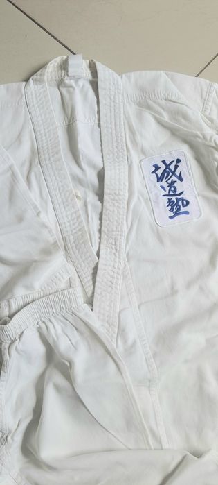 Strój do karate, rozmiar 140